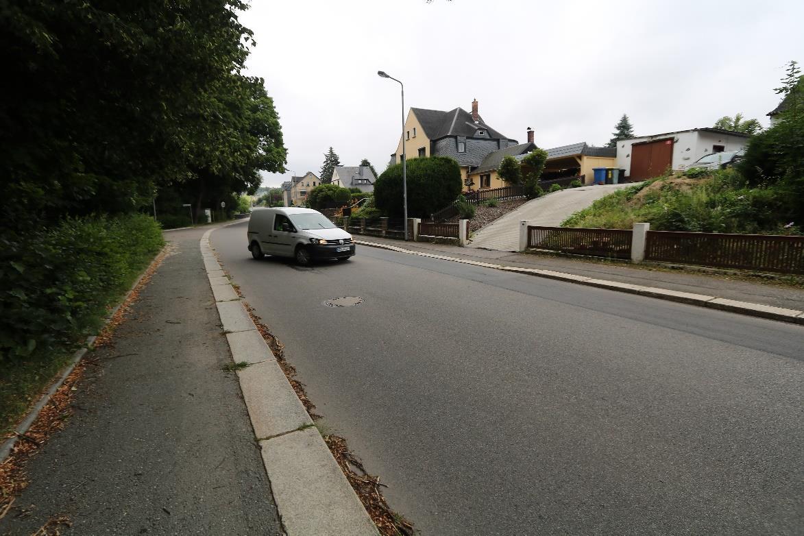 Doppelhaushälfte in Lichtenstein/Sachsen - Bild 2