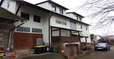 Wohnhaus, Garagen- u. Lagergebäude, Werkstattgebäude, Landwirtschaftsfläche in Weiherstraße  7, 91369 Wiesenthau - Bild 1