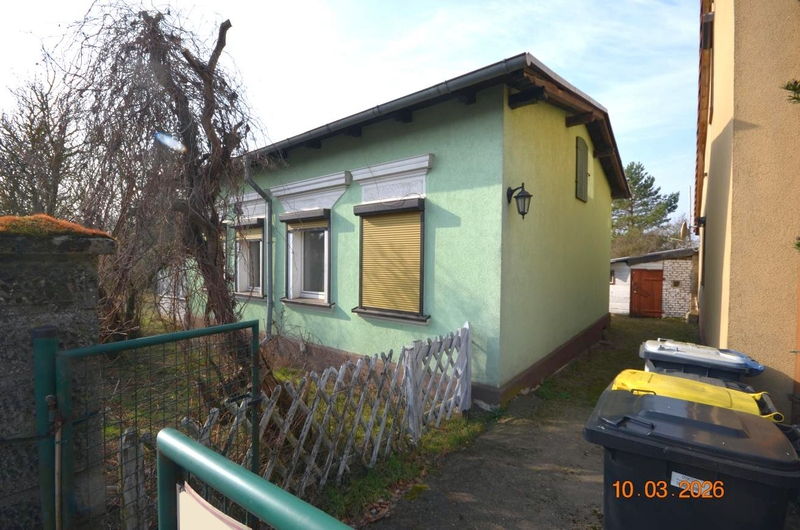 Einfamilienhaus mit Nebengebäuden in Nassenheide - Bild 3