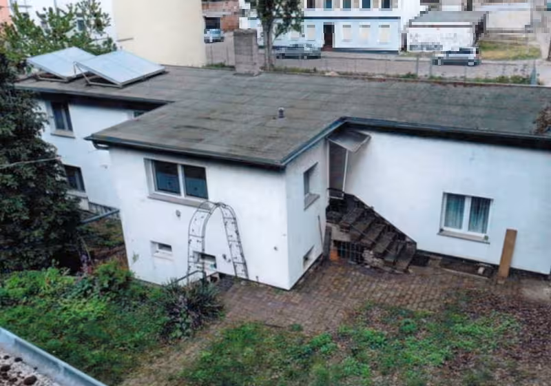 Zwei Einfamilienhäuser und 2 Garagen in Magdeburg - Bild 4