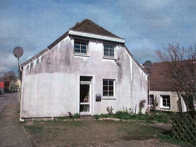 Zwei Mehrfamilienhäuser und mehrere Nebengebäude in Busdorfer Straße 13, 24837 Schleswig - Bild 1