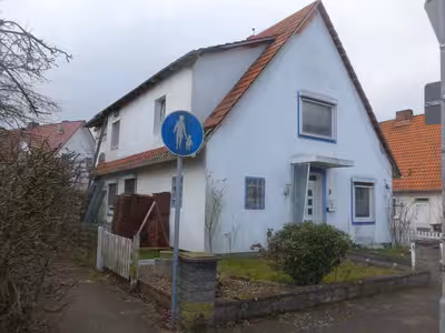 Garage, Einfamilienhaus in Kraftwerkssiedlung 7, 32469 Petershagen, Lahde - Bild 2