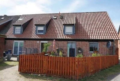 Vier Mehrfamilienhäuser in Schubertstraße 2, 4, 16, 24, 17213 Malchow - Bild 1