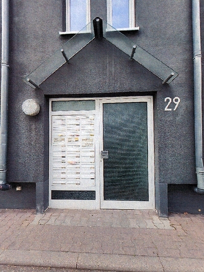 2-Zimmer-Wohnung und Pkw-Abstellplatz in Vierfachparker in Heidelberger Straße 29, 69190 Walldorf - Bild 1