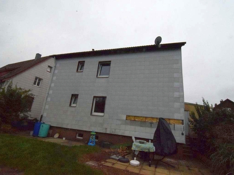 Wohnhaus mit Garage in Zimmerbach - Bild 2