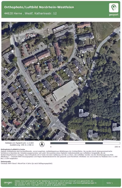 Zweifamilienhaus, Garage, Doppelgarage und Garagenhof in Katharinastraße 12, 44628 Herne - Bild 2