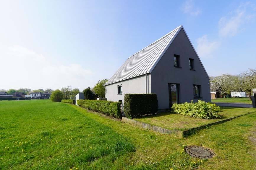 Einfamilienhaus, Garage und Hühnerstall in Bergkamen - Bild 2