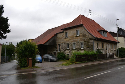 Einfamilienhaus mit abbruchreifem Nebengebäude in Kaiserstraße 8, 74572 Blaufelden - Bild 2