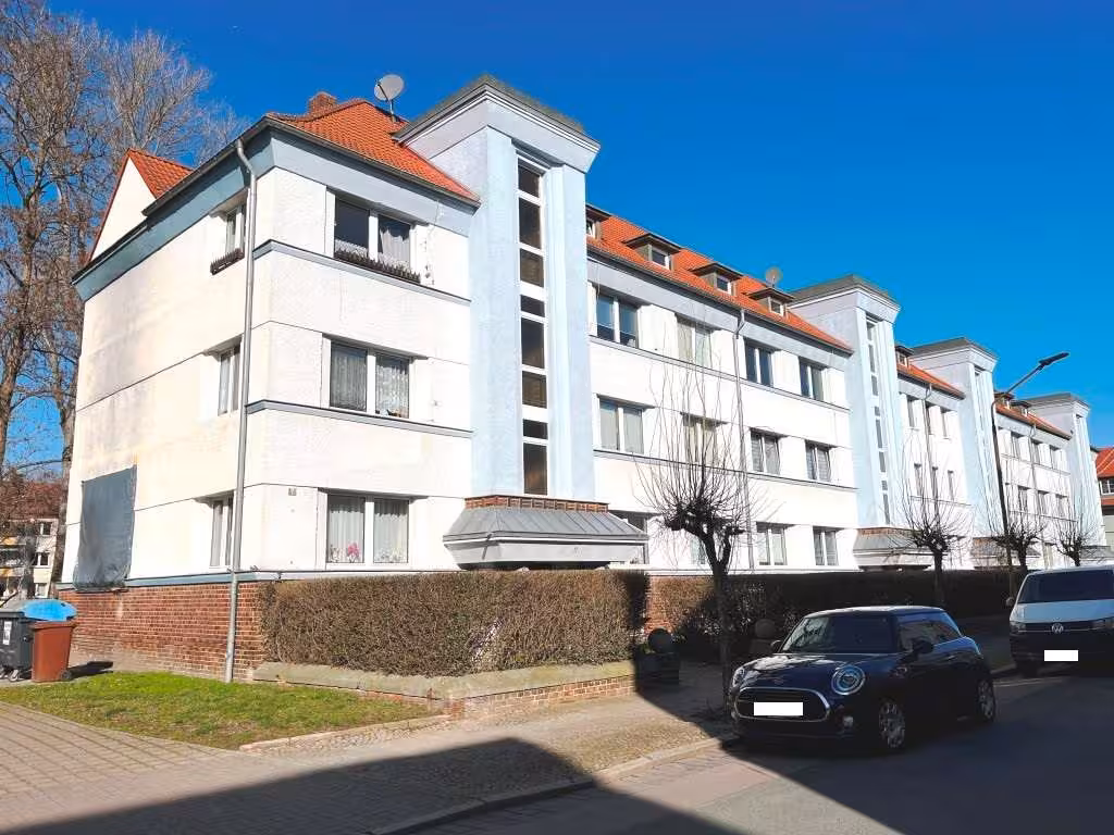 Mehrfamilienhaus in Calbe (Saale) - Bild 1