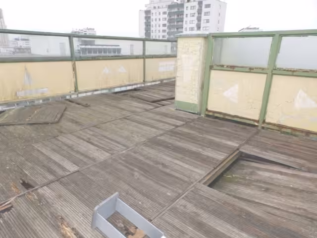 Hotelgebäude mit Anbau in Berlin - Bild 4