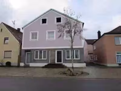 Einfamilienhaus in Marktplatz 18, 93351 Painten - Bild 1