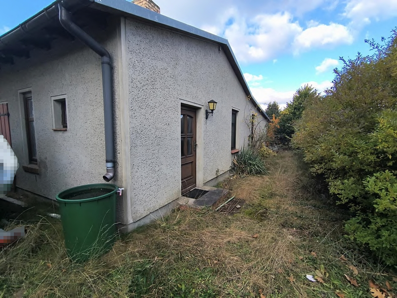 Wohnhaus mit Nebengebäude und Arrondierungsfläche im Ostseebad Glowe in Glowe - Bild 2