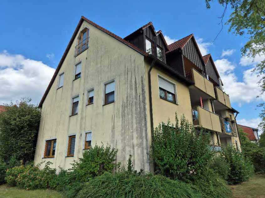 Eigentumswohnung (3 bis 4 Zimmer), Kfz-Stellplatz (Tiefgarage) in Neuendettelsau - Bild 2