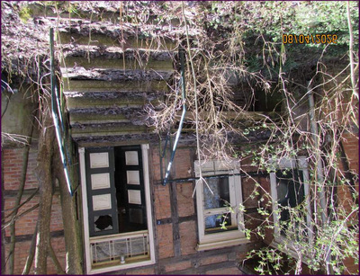 leerstehendes Wohnhaus mit 2 freistehenden Nebengebäuden in Straße der Freundschaft 1, 39393 Gemeinde Am Großen Bruch, OT Neuwegersleben - Bild 2
