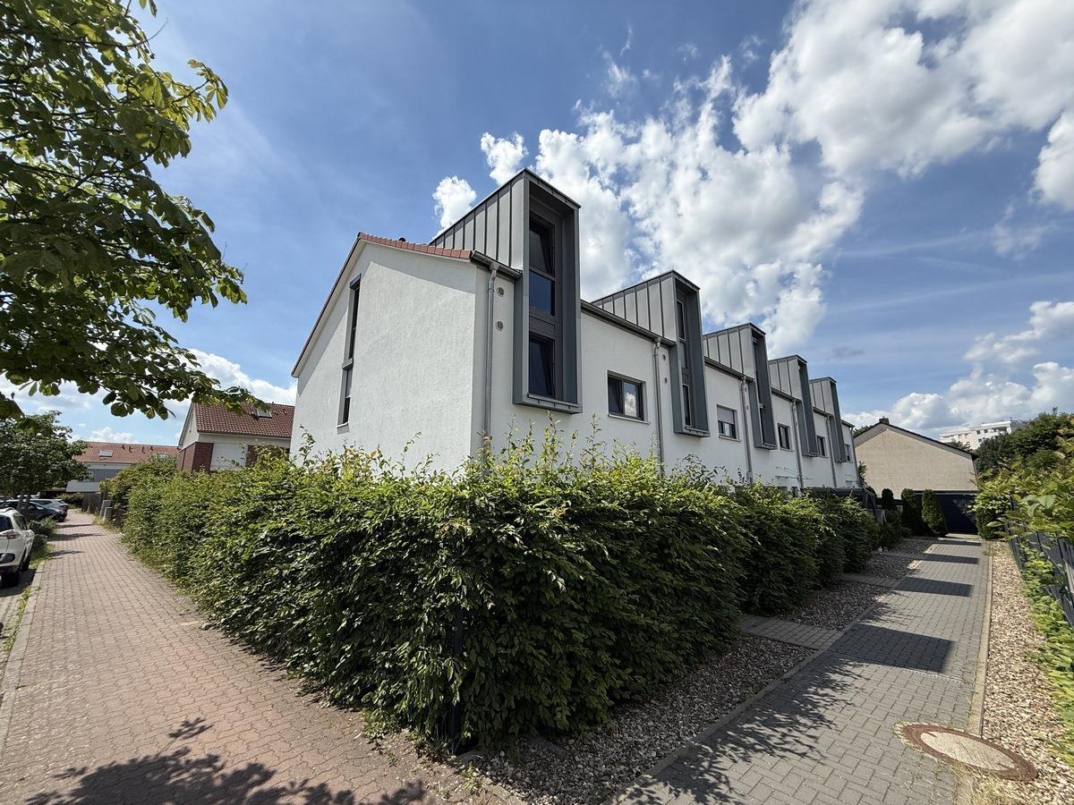 Reihenhaus, Reihenendhaus in Laatzen - Bild 1
