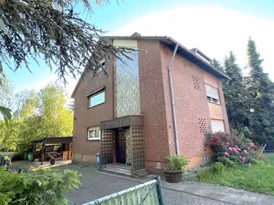 Garage, Mehrfamilienhaus in Am Leitgraben 26, 46147 Oberhausen, Oberhausen-Sterkrade - Bild 2