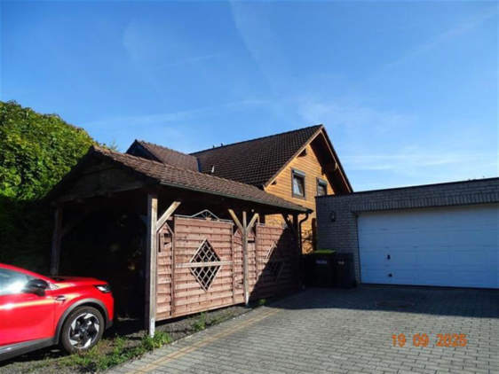 Doppelhaushälfte, nebst Carport und Gartenhaus in Engelskirchen - Bild 3