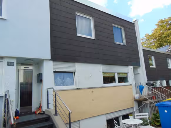 Einfamilienreihenmittelhaus, Hofraum, Garten, Garage in Höchberg - Bild 5