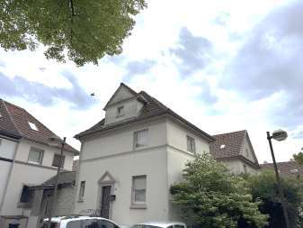 Einfamilienhaus, Wegefläche, Garten in Duisburg - Bild 1