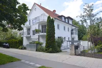 Eigentumswohnung (1 bis 2 Zimmer) in Karolingerallee 22, 81545 München - Bild 1
