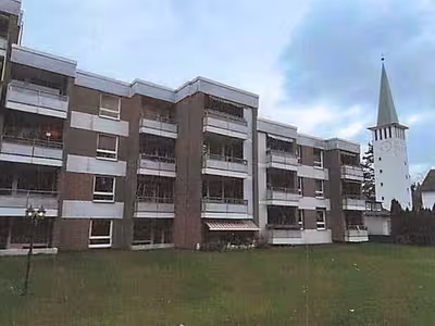 1/2 Miteigentumsanteil an Wohnungseigentum in Görlitzer Straße 2, 22045 Hamburg - Jenfeld - Bild 1