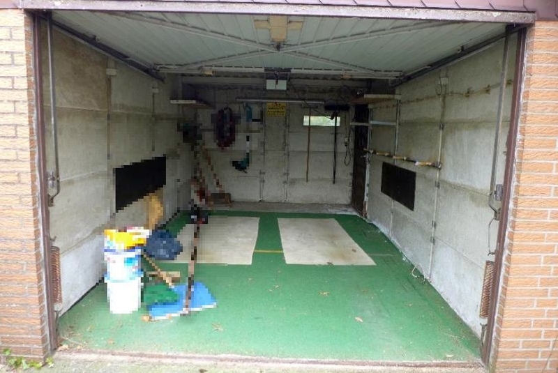 Einfamilienhaus mit Garage und Nebengebäuden in Itzehoe - Bild 3