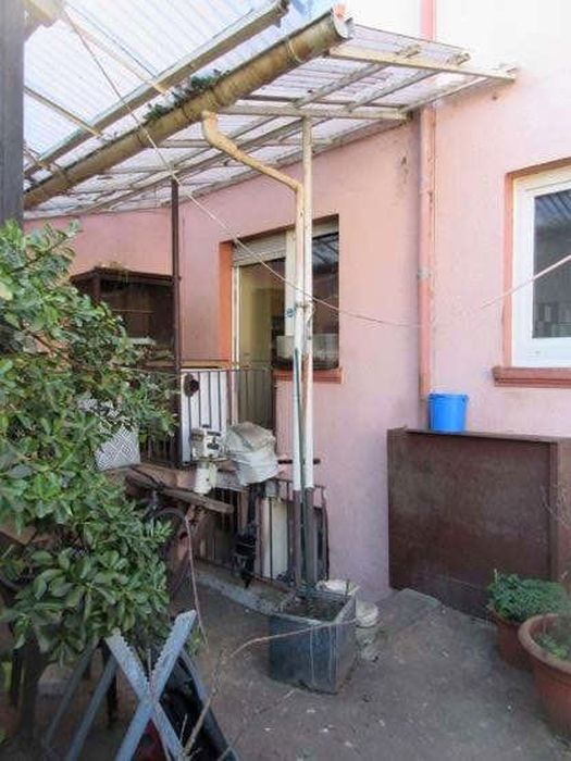 Zweifamilienwohnhaus nebst Stallgebäude und Garten in Edingen - Bild 3