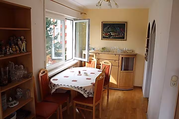 Eigentumswohnung, Keller, Garage in Traunreut - Bild 2