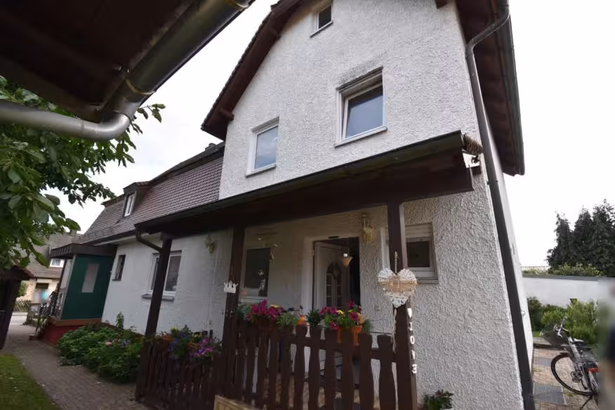 Einfamilienhaus, Eigentumswohnung (3 bis 4 Zimmer), Einfamilienhaus, Eigentumswohnung (3 bis 4 Zimmer), Garage, Sonstiges in Feucht - Bild 2