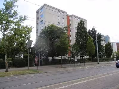 Eigentumswohnung (3 bis 4 Zimmer) in St.-Gotthard-Straße 101, 28325 Bremen, Tenever - Bild 1
