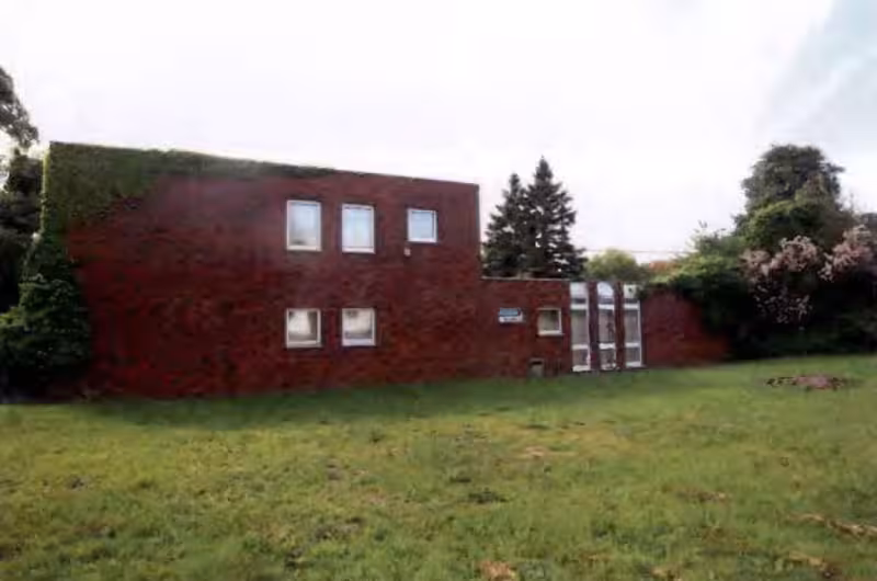 Wohnhaus und Praxis-/Klinikgebäude in Wolgast - Bild 1