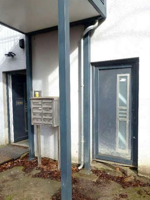 Gewerbeflächen und Wohnung in Hamburg - Bild 2