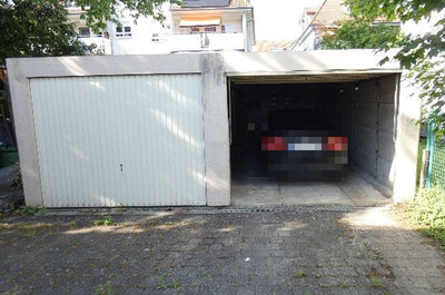 Einfamilienhaus mit Garagen in Brechdarrweg 13, 74613 Öhringen - Bild 2