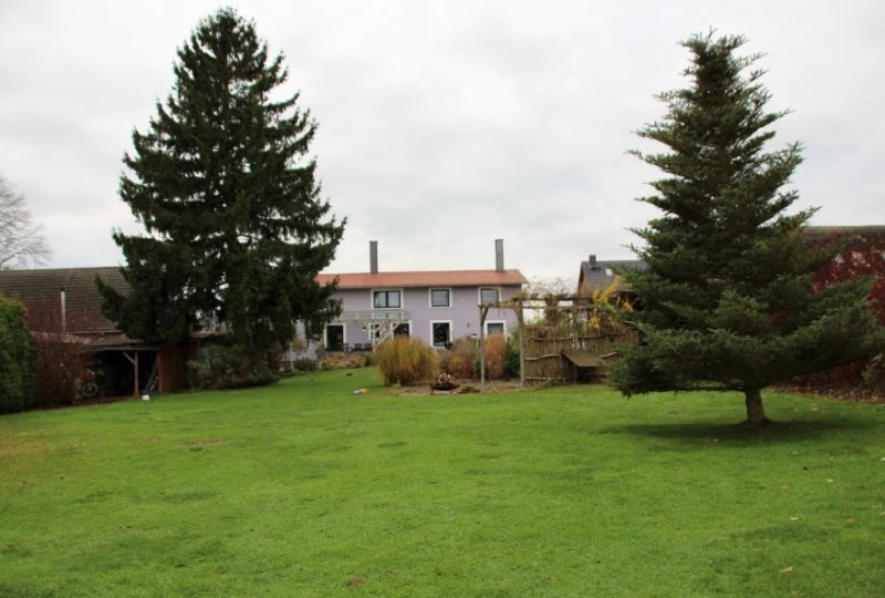 Einfamilienhaus mit Carport in Ruhner Berge - Bild 3