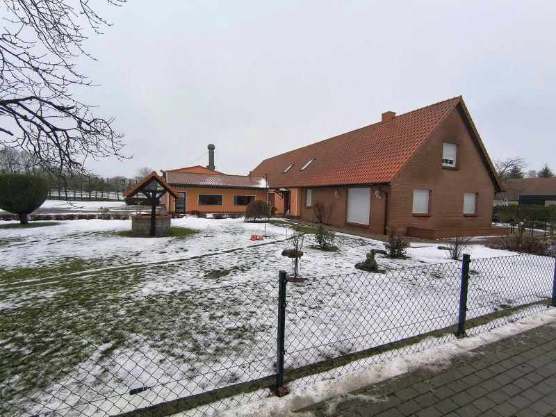 Wohnhaus/Gewerbe in Dettmannsdorf - Bild 3
