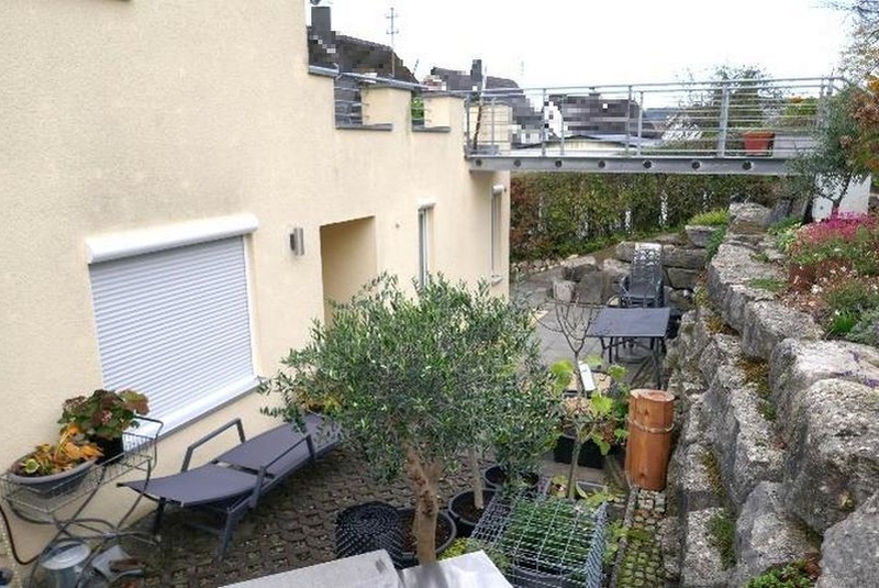 Zweifamilienhaus nebst Garage in Leinzell - Bild 3