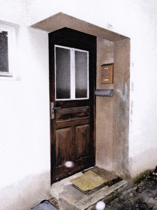 Wohnhaus mit Gewerbefläche und umzäuntes Gartengrundstück in Alfdorf - Bild 2