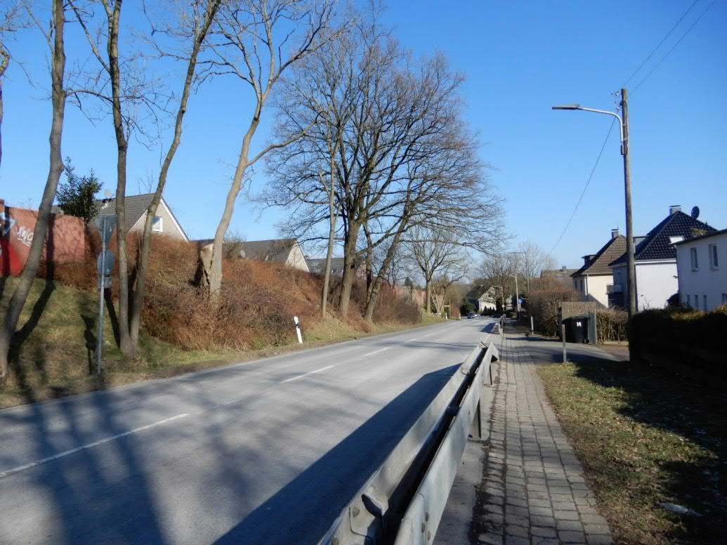 Grundstück, bebaut mit einem Einfamilienhaus in Wuppertal - Bild 4