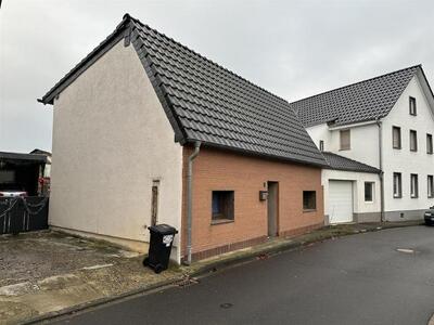 Doppelhaushälfte in Josefstraße 8, 52388 Nörvenich, Eschweiler über Feld - Bild 2