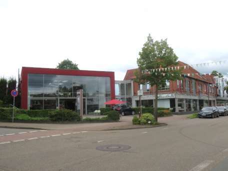 Wohn-/Geschäftshaus in Uelsen - Bild 1