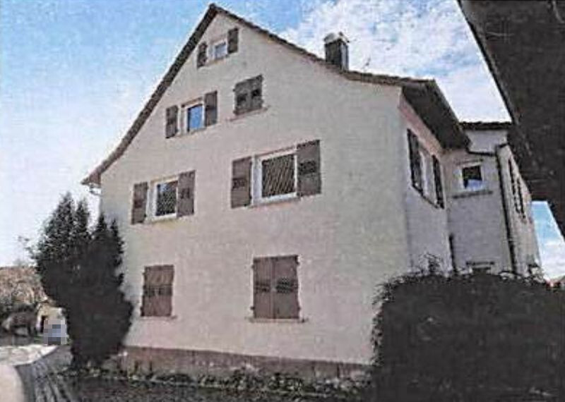 Zwei Zweifamilien-Wohngebäude mit Anbau in Sachsenheim - Bild 3