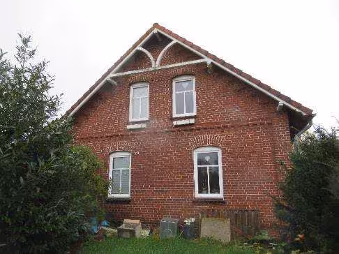 Einfamilienhaus mit Nebengebäude in Friedeburg - Bild 3