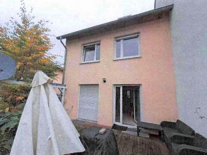 Doppelhaushälfte mit Garage in Vaihingen an der Enz - Bild 4