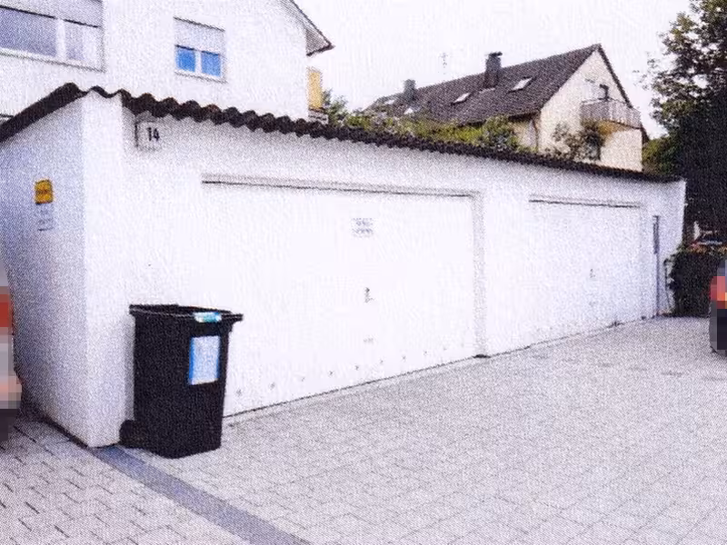 Mehrfamilienhaus mit Garagen in Winterbach - Bild 4