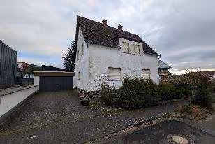 Einfamilienhaus, Zweifamilienhaus, Garage in Solms - Bild 5