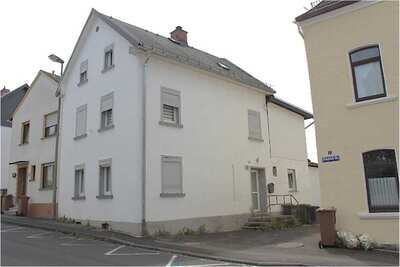 Einfamilienhaus, unbebautes Grundstück, Sonstiges in Schneebergstraße 15, 56410 Höhr-Grenzhausen, Höhr - Bild 1