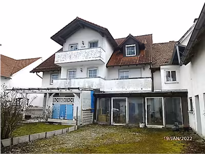 Zweifamilienhaus, Wohnhaus, Nebengebäude in Hauptstraße 73, 75, 86937 Scheuring - Bild 2