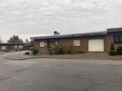 Bungalow und Garage in Birkenstr. 46, 47198 Duisburg, Alt-Homberg - Bild 2