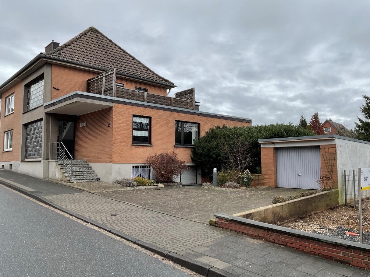 Zweifamilienhaus, Garage, Gartenhaus in Wassenberg - Bild 1