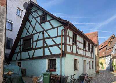 Einfamilienhaus (Baujahr vor 1909) im Altstadtkern mit denkmalrechtlichen Ensembleschutz und im Bereich eines Bodendenkmals in Gänsgasse 18, 91174 Spalt - Bild 2